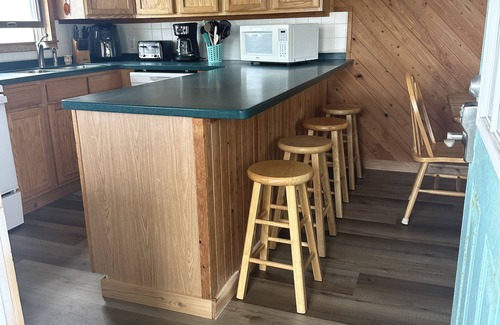 South Nags Head Cabaña | Beachfront 3-bedroom cottage just steps to Outer Banks Beaches