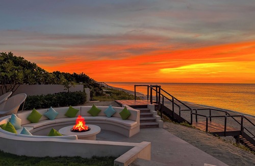 San José del Cabo Villa | Beachfront 6BR Luxury Villa in RC West Enclave!