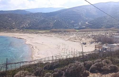 Andros Casa | Beachfront accomodation on one of Andros's best beaches