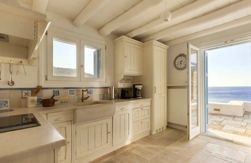 Steniai Villa | Beachfront Andros Retreat | Villa Stenies Thalassa | Private Pool | 4 bedrooms | Piso Gyalia Beach