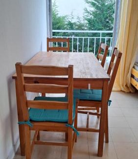 Paralia Dionysiou Apartamento | Beachfront apartment 10m from the beach