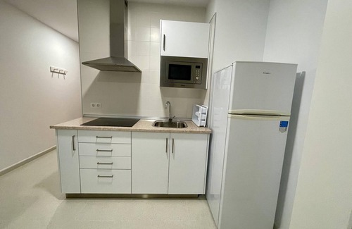 Torrox Costa Apartamento | Apartamento en primera línea de playa con aire acondicionado y Wi-Fi en Torrox-Costa