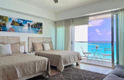 Punta Cancún Apartamento | Beachfront Apartment by Andiani Travel