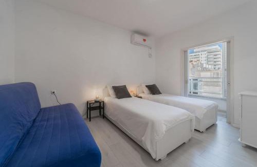 Netanya Apartamento | Beachfront apartment with breathtaking sea view