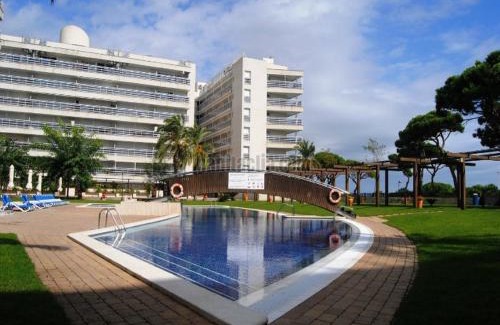 Blanes Apartamento | Beachfront Apartment with Pool and Garden S Abanell Blanes