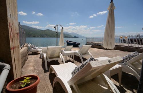 Varosh Apartamento | Beachfront Apartments Bojadzi