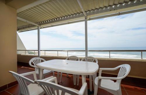 Kingsborough Apartamento | Beachfront Apartments @ Amanzimtoti