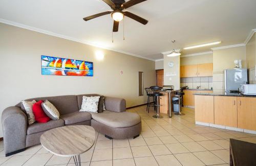 Kingsborough Apartamento | Beachfront Apartments @ Amanzimtoti