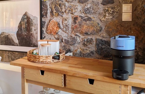 Avia Apartamento | Beachfront Avia Nest - Aspa's Getaway
