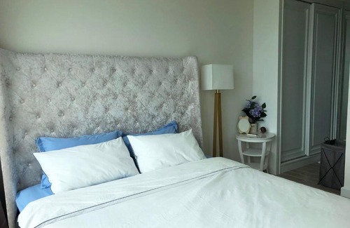 Bang Sare Apartamento | Beachfront Bang Saray By RoomQuest Hotel
