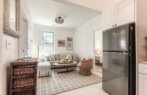 Wall Casa | Beachfront Beauty - 2BR/1BA