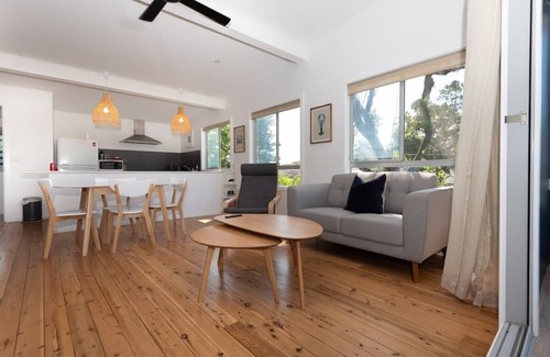 Broulee Casa | Beachfront Bliss - Broulee