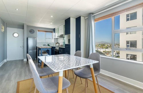Flora Park Apartamento | Oceanview Blouberg Apt | Kitesurfing | Pool