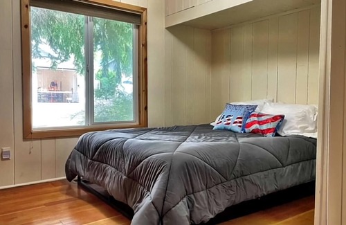 Vashon Island Cabaña | Beachfront Bliss: Your Private Escape on Vashon Island