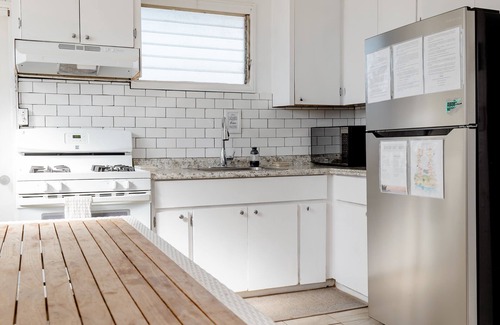 Ewa Beach Casa | Beachfront Bungalow with Gated Entry and Pet Friendly