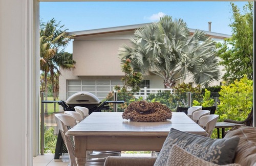 Sapphire Beach Casa | Frente a la playa junto al CC - Ideal para familias - a pasos de la playa, piscina profunda