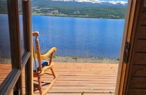 Coyhaique Cabina | Beachfront Cabin & Bathtub