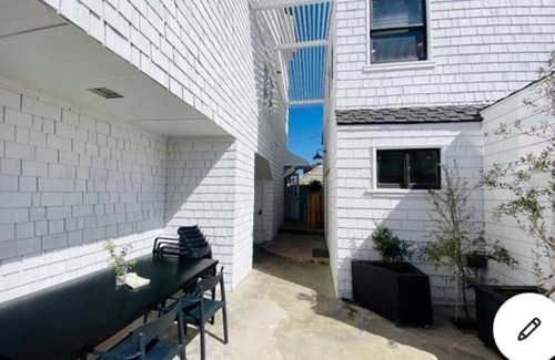 Peninsula Casa | Beachfront Cape Cod Home steps from the Sand and Boardwalk in Long Beach, CA