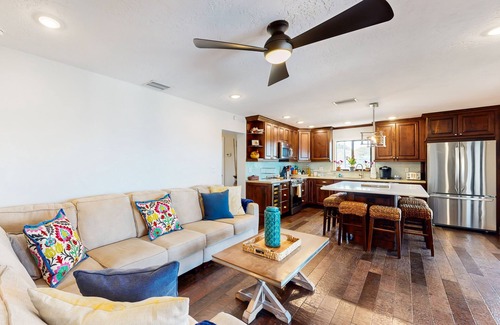 Bowens Addition Casa | Beachfront charmer with dock, furnished balcony, firepit, & W/D - dog-friendly