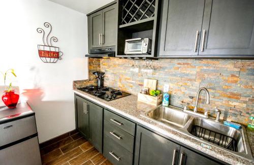 Costa Apartamento | Beachfront Charming 1 Bdr 1 Bth