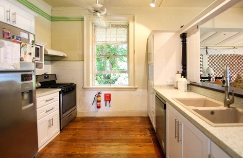 Mullins Casa | Beachfront Classic 3-bed House - Whitecaps by BSL Rentals