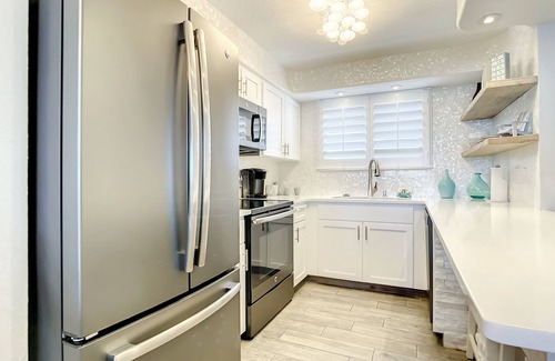 Horton Shores Condominio | Beachfront Condo - OceanView, Pool & Steps to Flagler Ave
