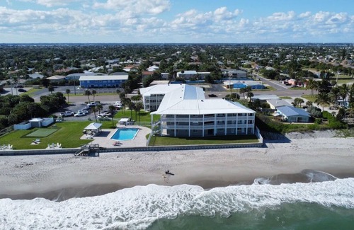 Satellite Beach Condominio | Beachfront Condo
