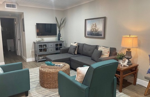 Satellite Beach Condominio | Beachfront Condo