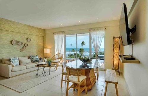 Villas Del Mar Apartamento | Beachfront Condo Costa del Sol Sleeps 6