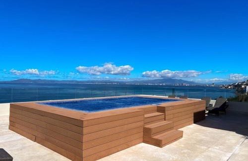Zona sur Apartamento | Beachfront Condo in Exclusive Zone