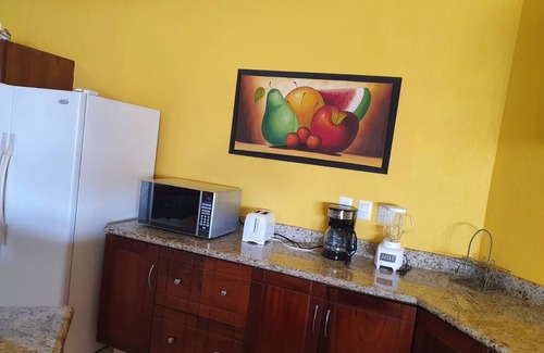 Emiliano Zapata Condominio | Beachfront condo - steps to sand and surf