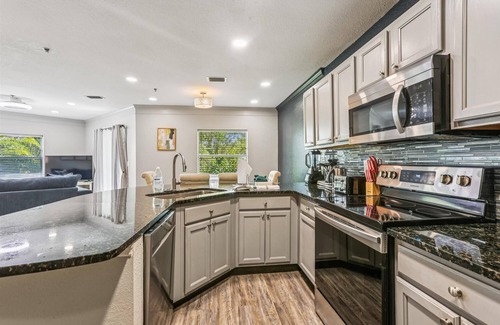 Butler Beach Condominio | New Rental + Free Tickets on Short Stays!