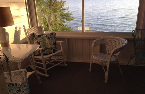 West Olive Cabaña | Casa frente a la playa en el lago Michigan! Las vistas, el establecimiento privado, días de relax