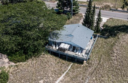 Spring Lake Casa | Beachfront cottage on North Shore Grand Haven