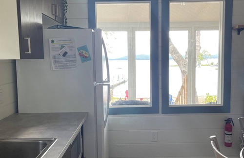 Killaloe Cabaña | Beachfront Cottage Perfect for Family Getaways w/beach firepit, dock.