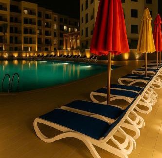Al-Manasrah Chalet De Esquí | Beachfront Chalet in Porto Said with P Garden