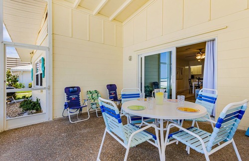 Aloha Kai Casa | Beachfront - Family-Friendly Beach Escape with Pool, Porch & Sun-Filled Fun – Aloha Kai #24