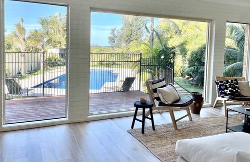 Long Beach Casa | Beachfront five bedroom home with pool and ocean views