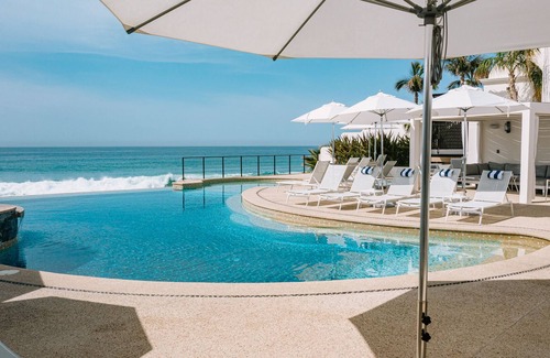 Buzzards Condominio | Beachfront Flats 3bd Residence