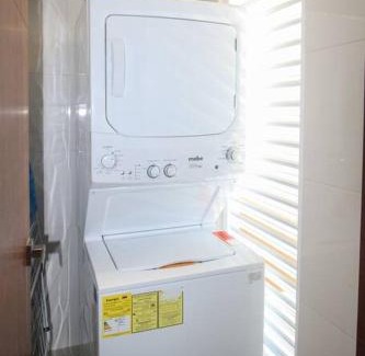 Las Glorias Apartamento | Beachfront & free daily breakfast & 600MB Wifi by Moikkarentals