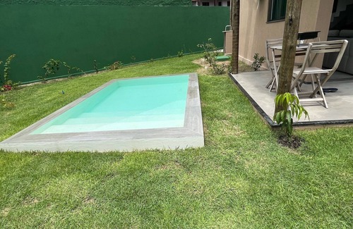 Barro Preto Casa | Beachfront fully-equipped 2-bedroom house near Beach Park with AC, WiFi.