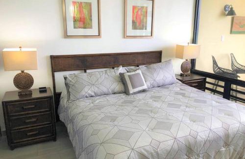 Candelero Abajo Apartamento | Beachfront Getaway for two!