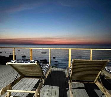 Greenport Casa | Beachfront Greenport Villa