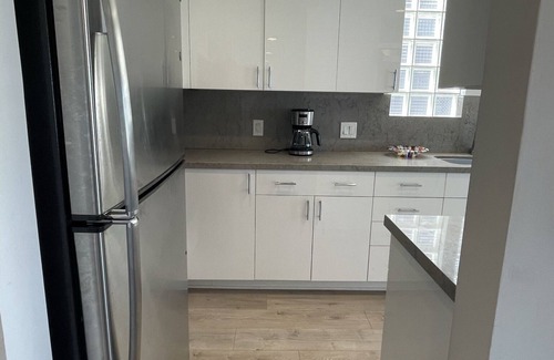 Playa Del Rey Condominio | Beachfront Haven! On the sand, just minutes from LAX.