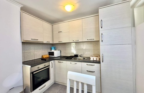 Rafajlovici Apartamento | Beachfront Holiday home