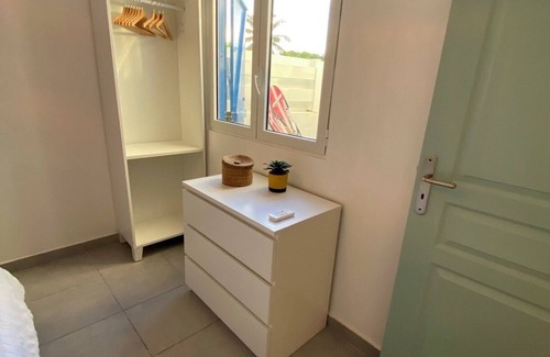 Grand Case Apartamento | Beachfront holiday + pool in the charming village of Grand Case