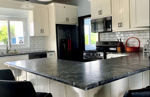 Caribbean Way Villa | Beachfront Home w/ Pool, Volleyball & Rooftop View