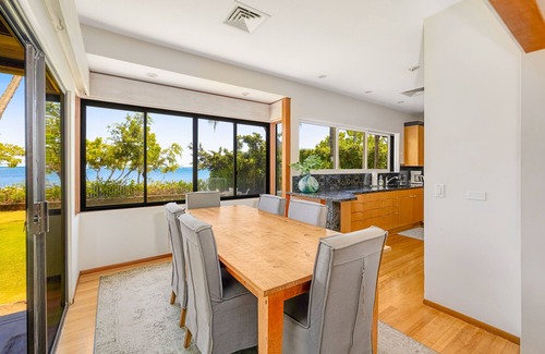 Eastern Honolulu Casa | Beachfront home with private hot tub, game room, beach views, grill, lanai