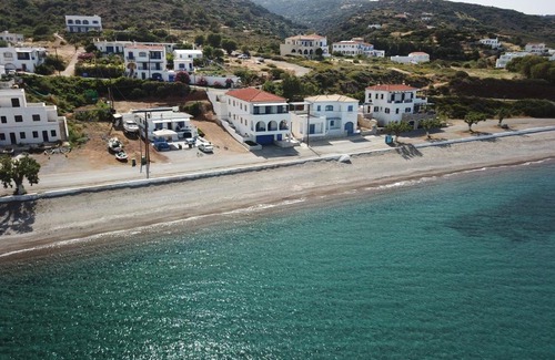 Agia Pelagia Casa | Beachfront House Agia Pelagia