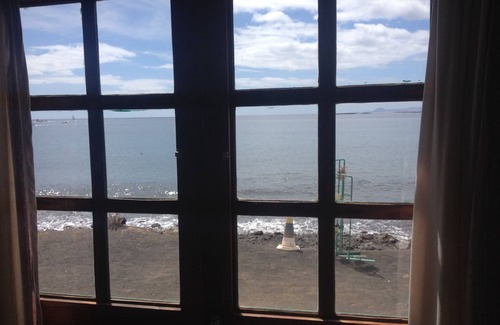 Playa Quemada Casa | Casa en primera línea de costa con vistas al mar